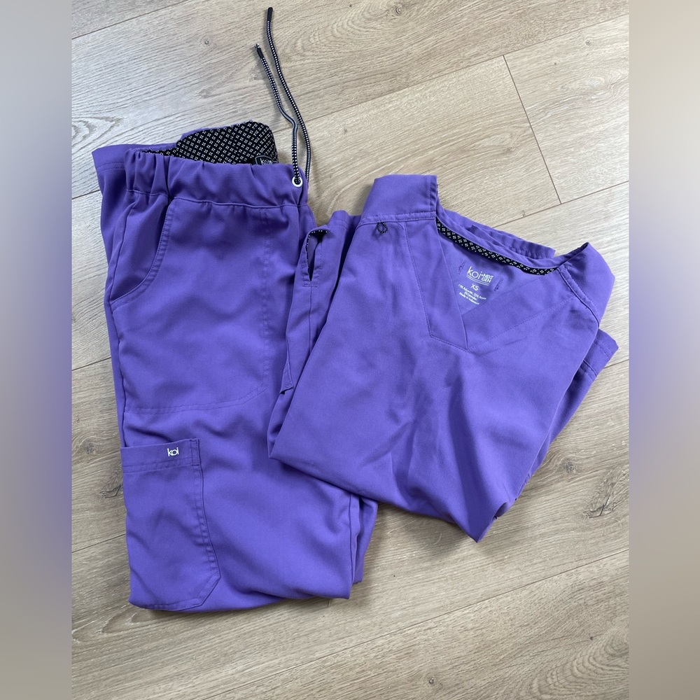 Koi scrub set